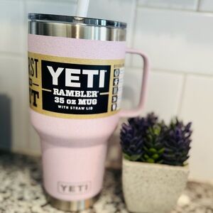 YETI Rambler 35 oz Light Pink Mug with Straw Lid